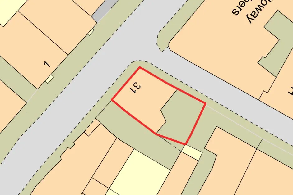 Freehold Commercial Investment Property with Car Parking