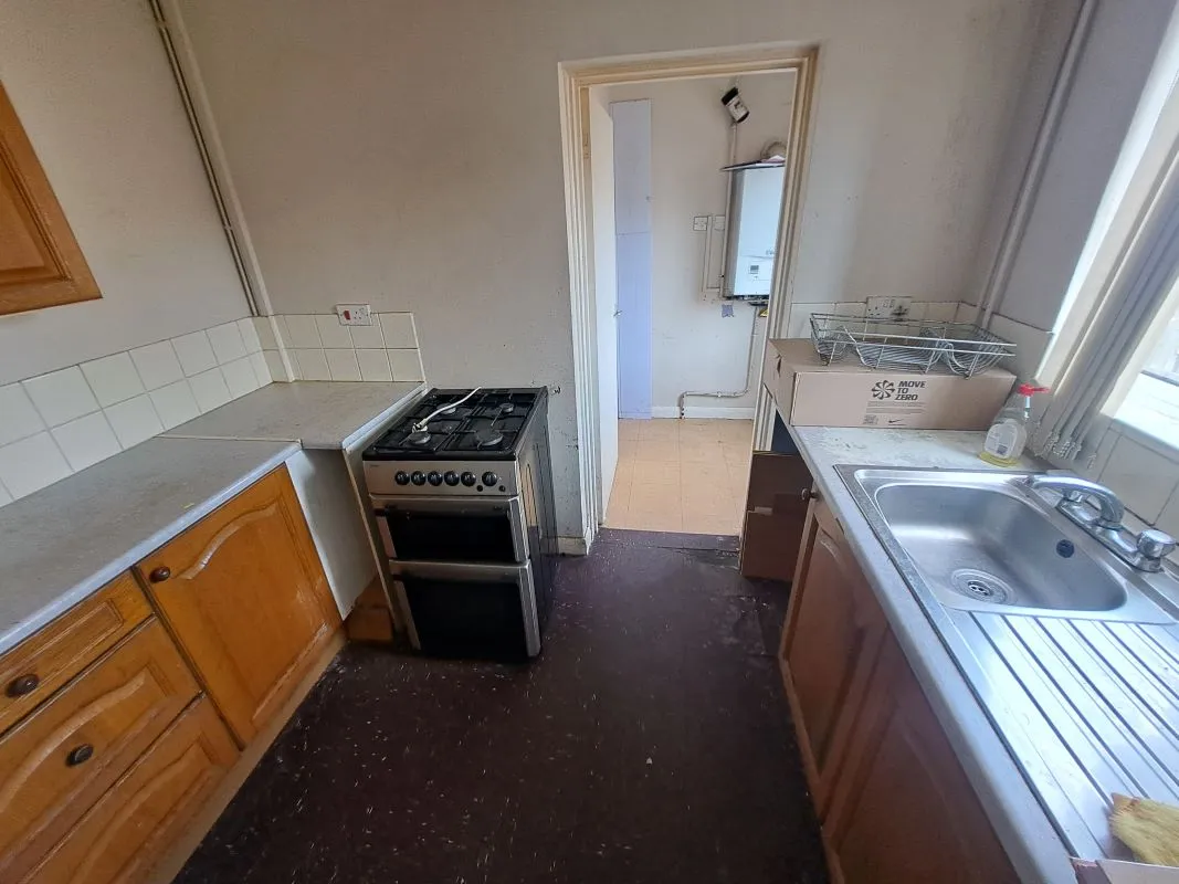Freehold Vacant Three Bedroom End Terraced Property