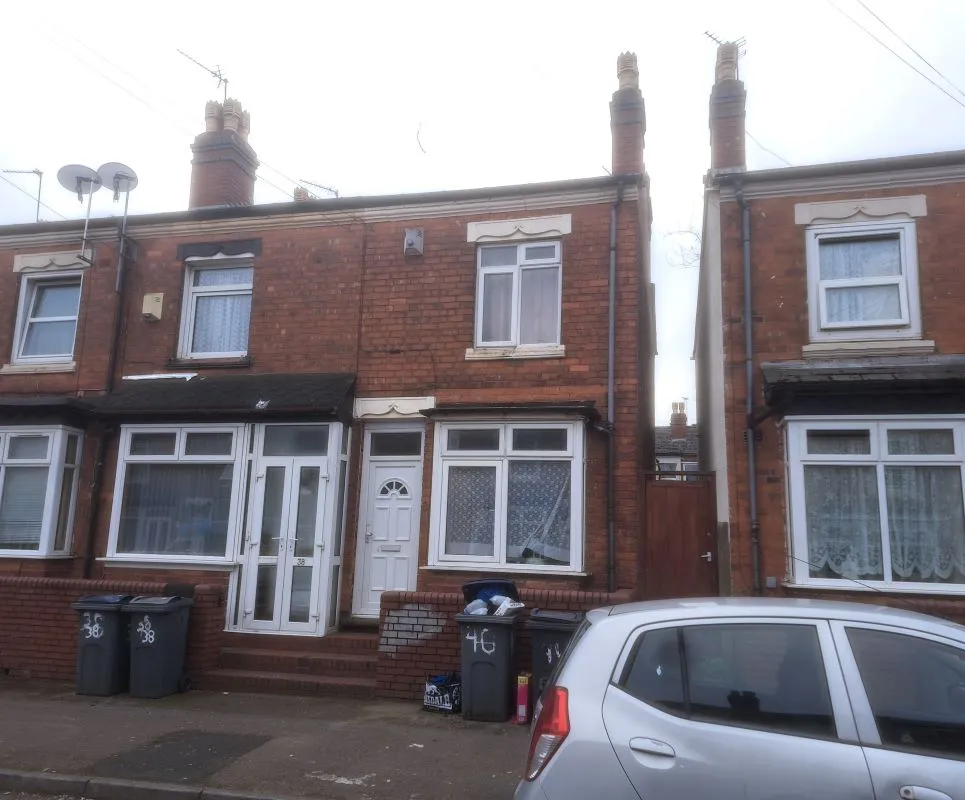 Freehold Investment End Terraced House (Rental £12,000 pa)