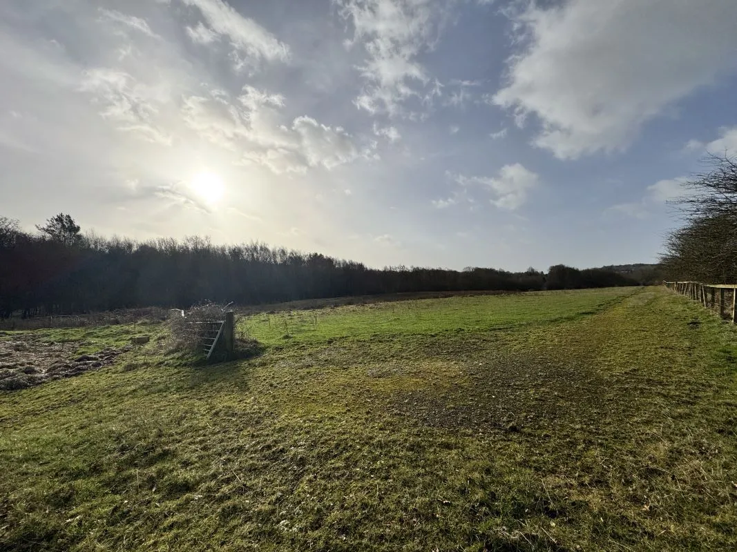 Freehold Vacant Grazing Land With Stables (3.75 acres approx.)