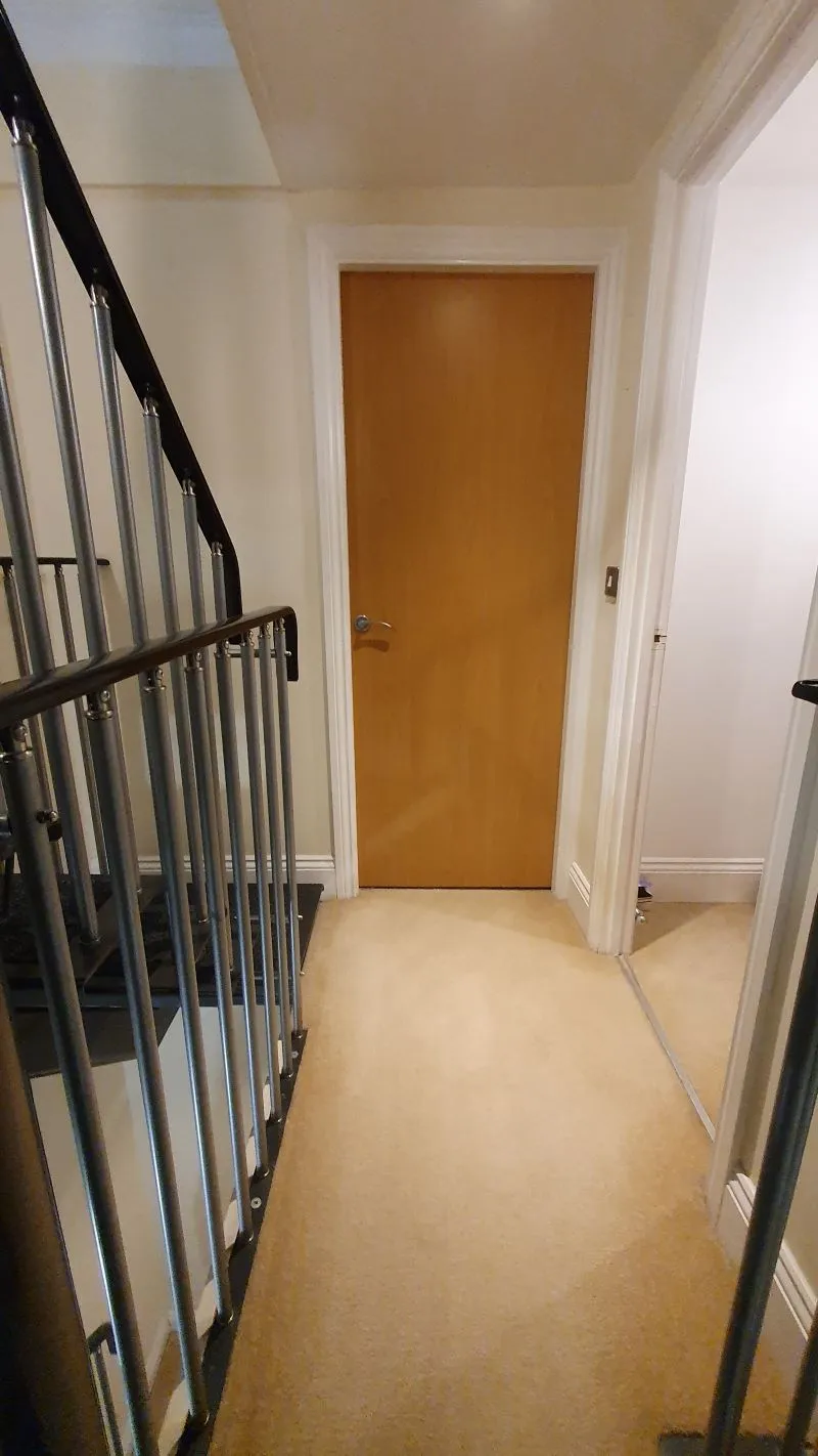 Leasehold Vacant 2 Bedroom Apartment in Converted Period Building