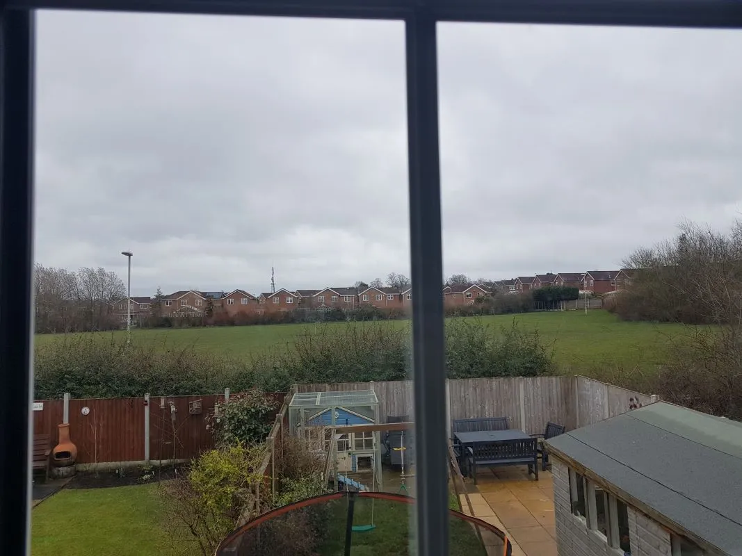 Freehold Investment - Modern Semi Detached House with Two Bedrooms