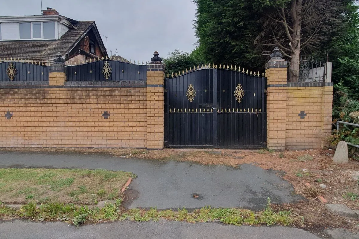 Freehold Vacant Dormer Bungalow  Requiring Repair And Refurbishment