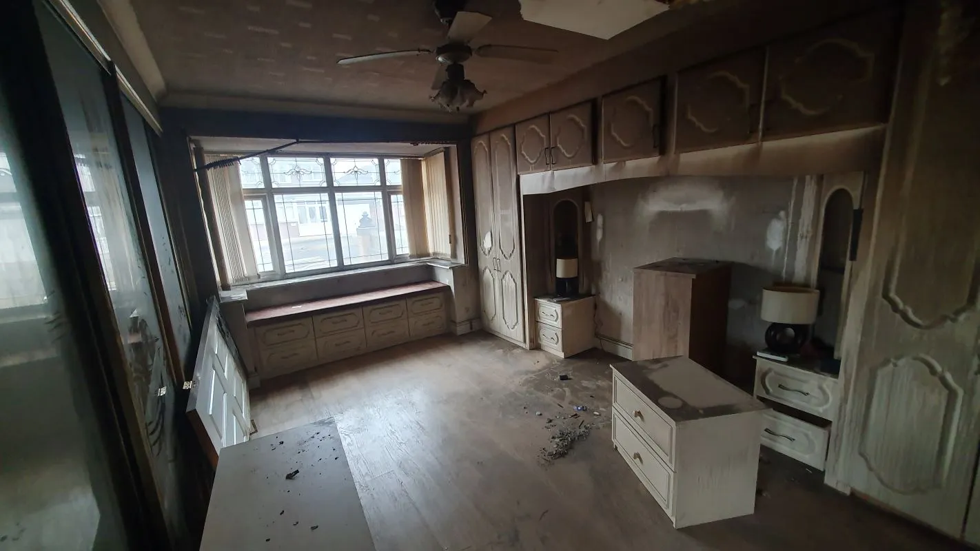 Freehold Vacant Dormer Bungalow  Requiring Repair And Refurbishment
