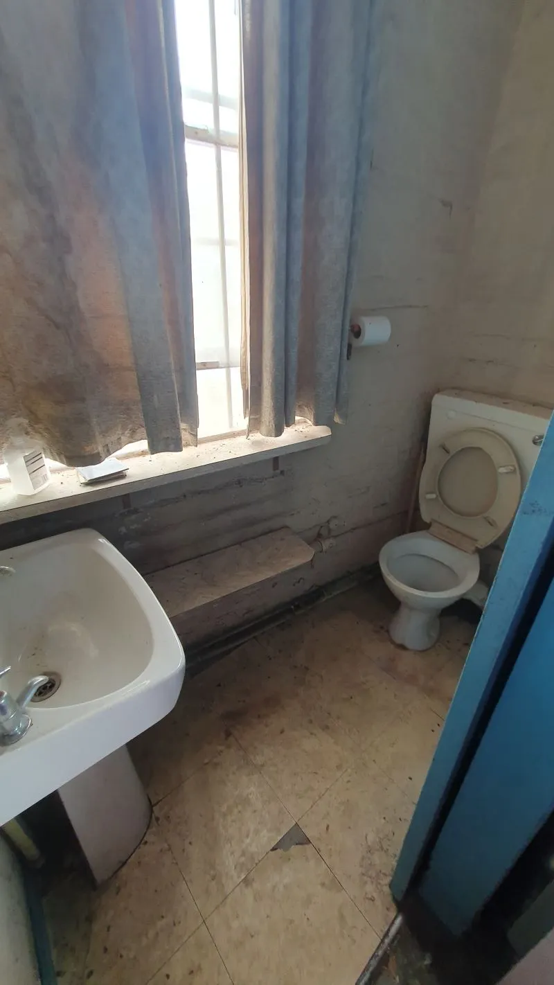 Freehold Vacant Workshop/Warehouse Premises
