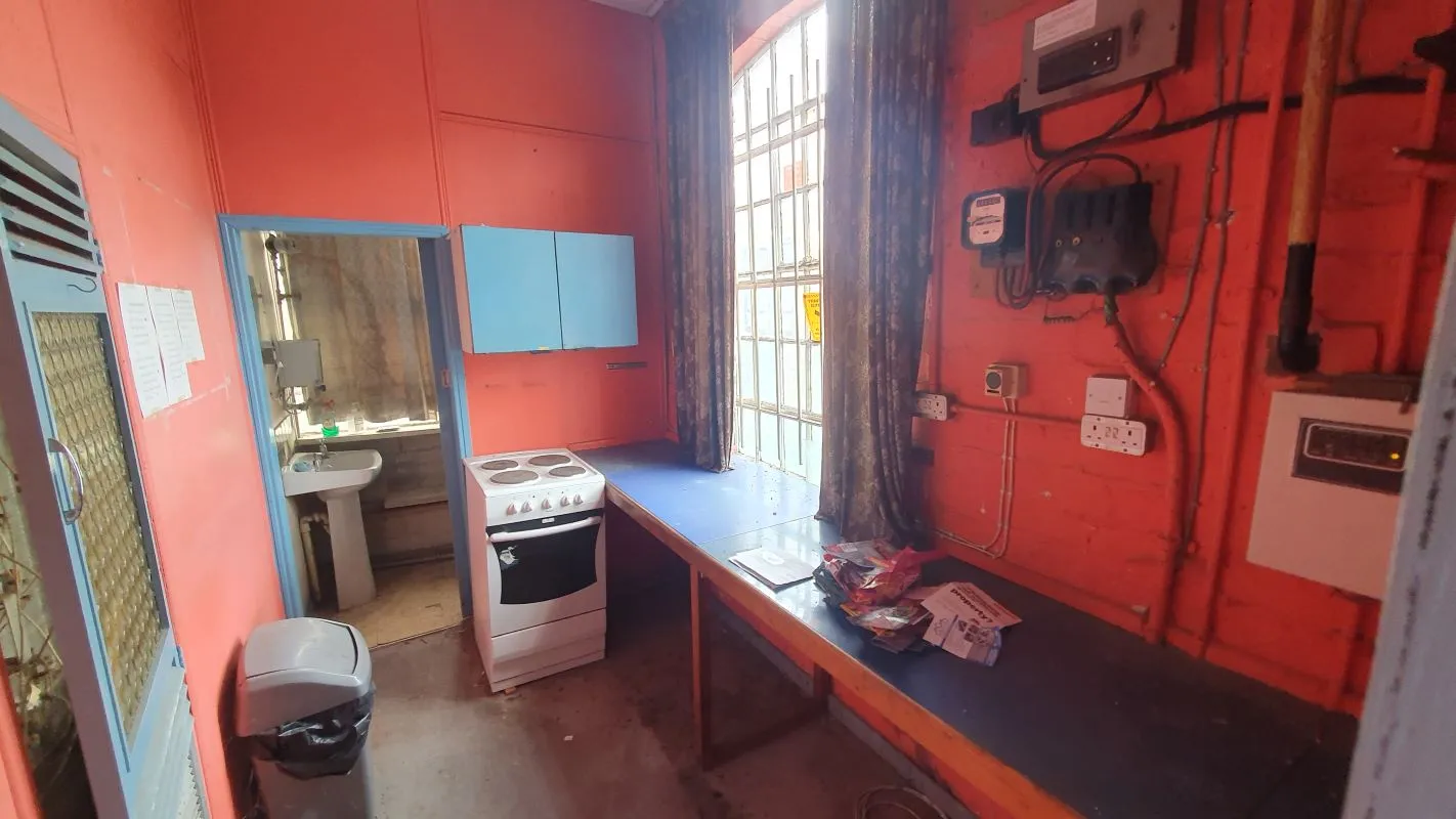 Freehold Vacant Workshop/Warehouse Premises