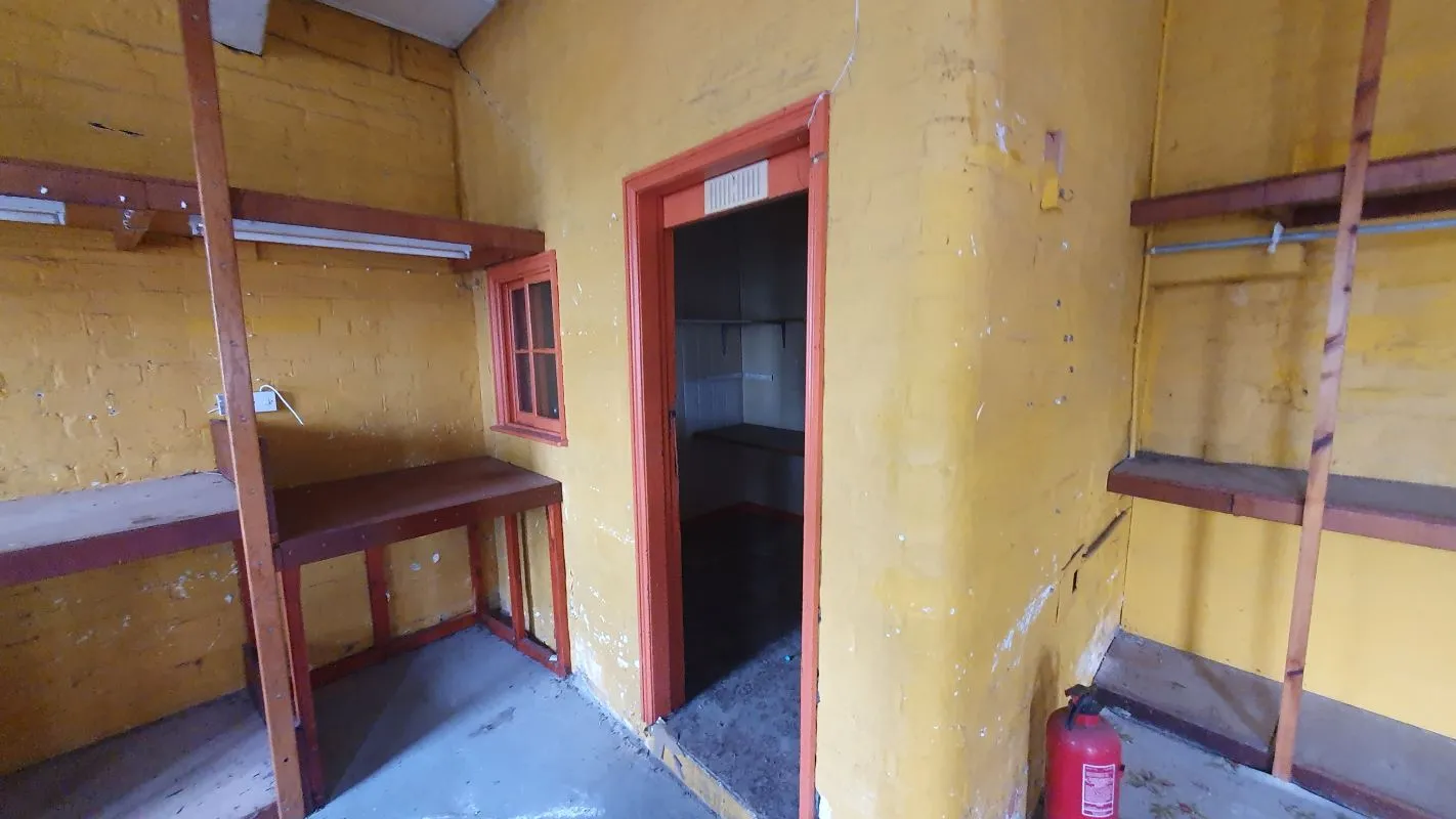 Freehold Vacant Workshop/Warehouse Premises