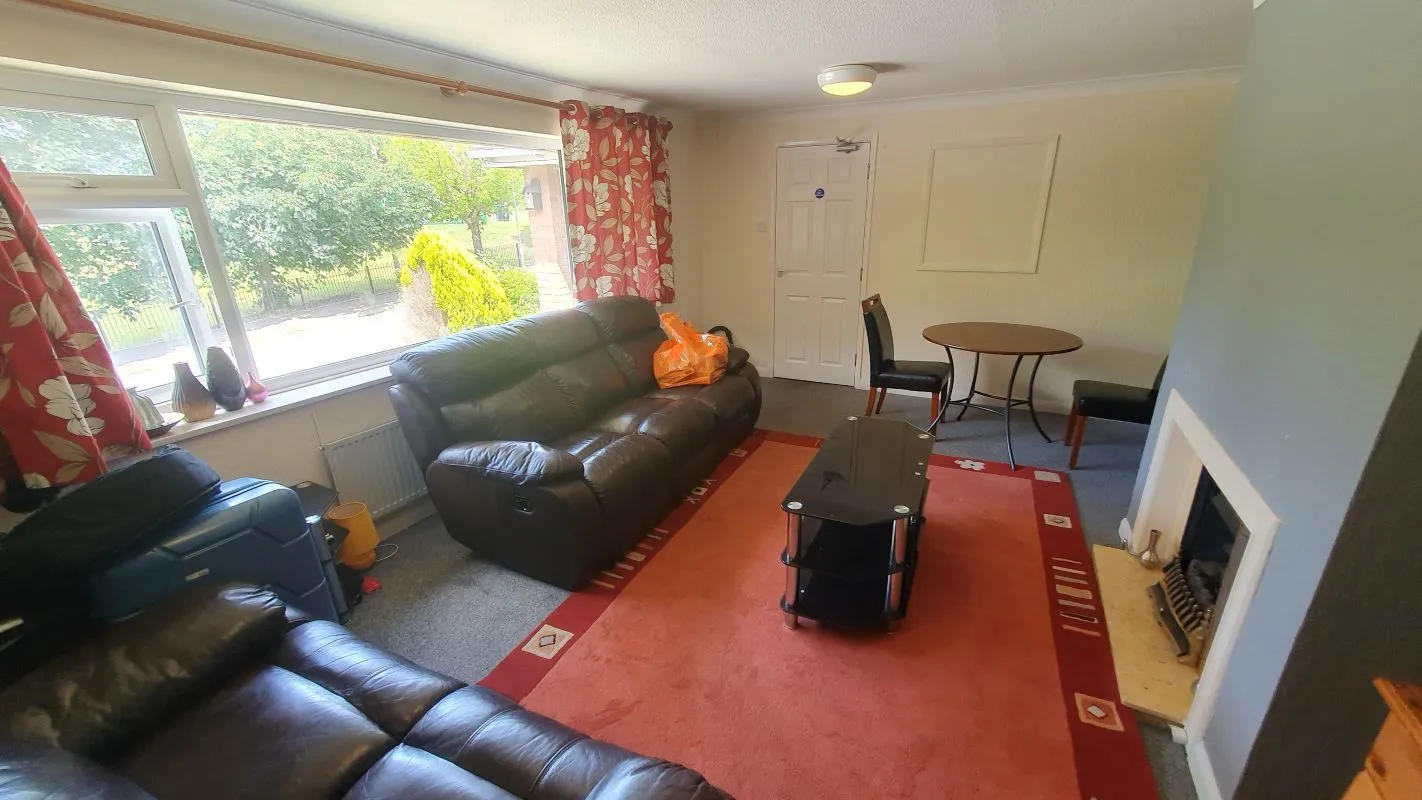 Freehold HMO Investment - 5 Bed Det. Bungalow  - Rental £27,000 p.a.
