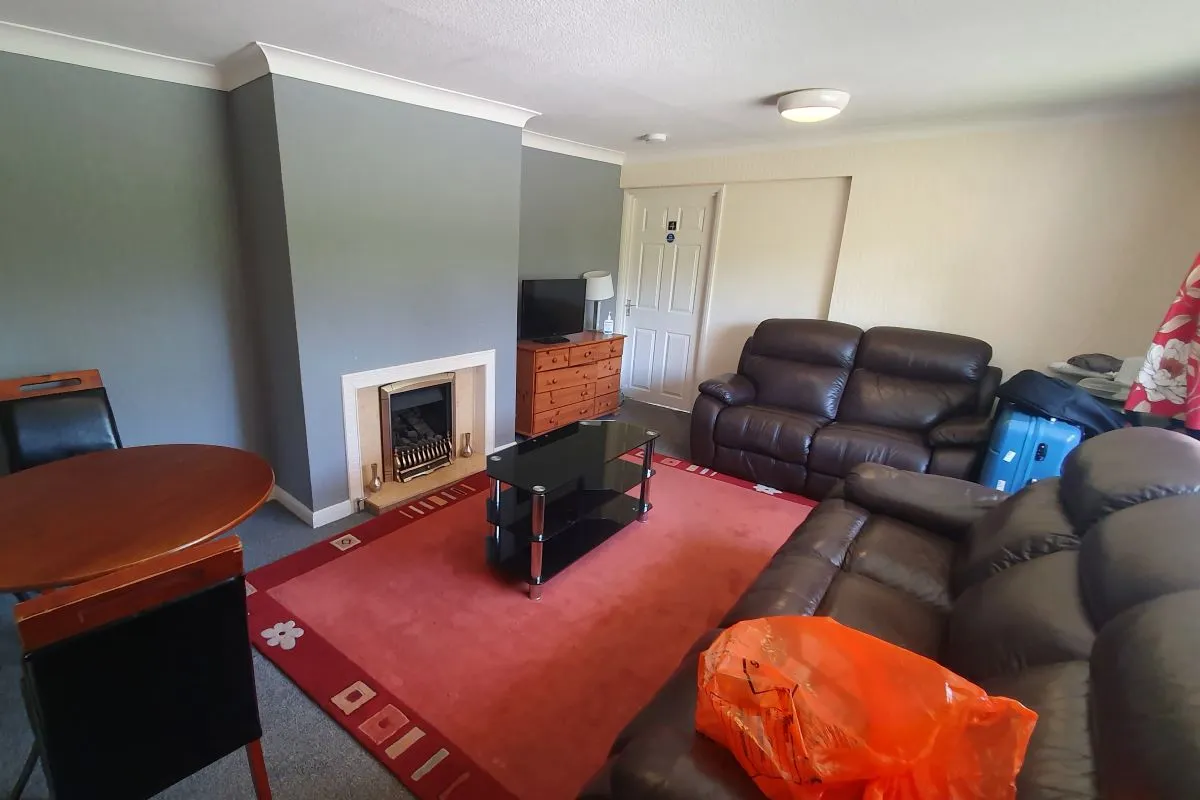 Freehold HMO Investment - 5 Bed Det. Bungalow  - Rental £27,000 p.a.