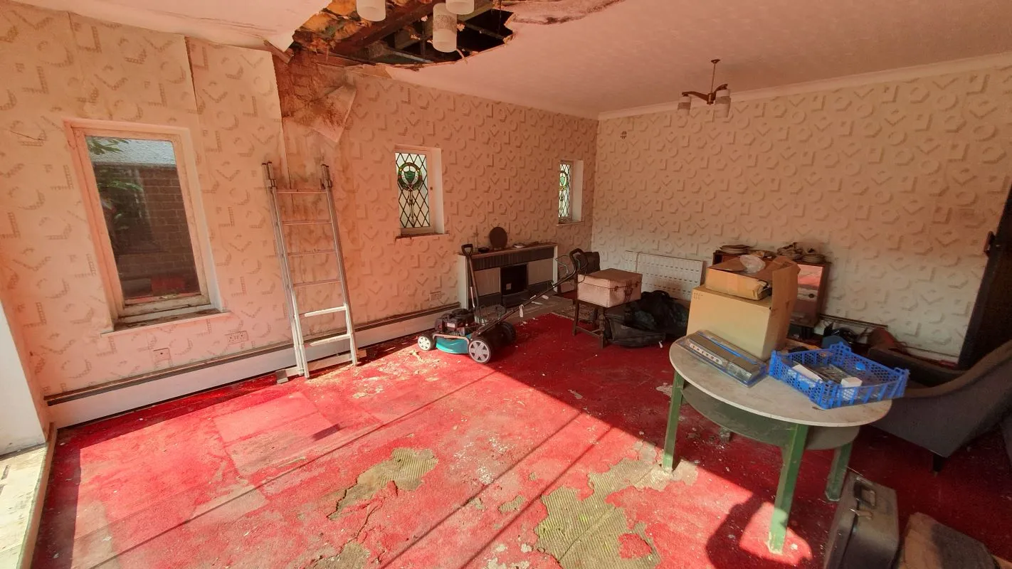 Freehold Vacant Detached House requiring Refurbishment/Redevelopment