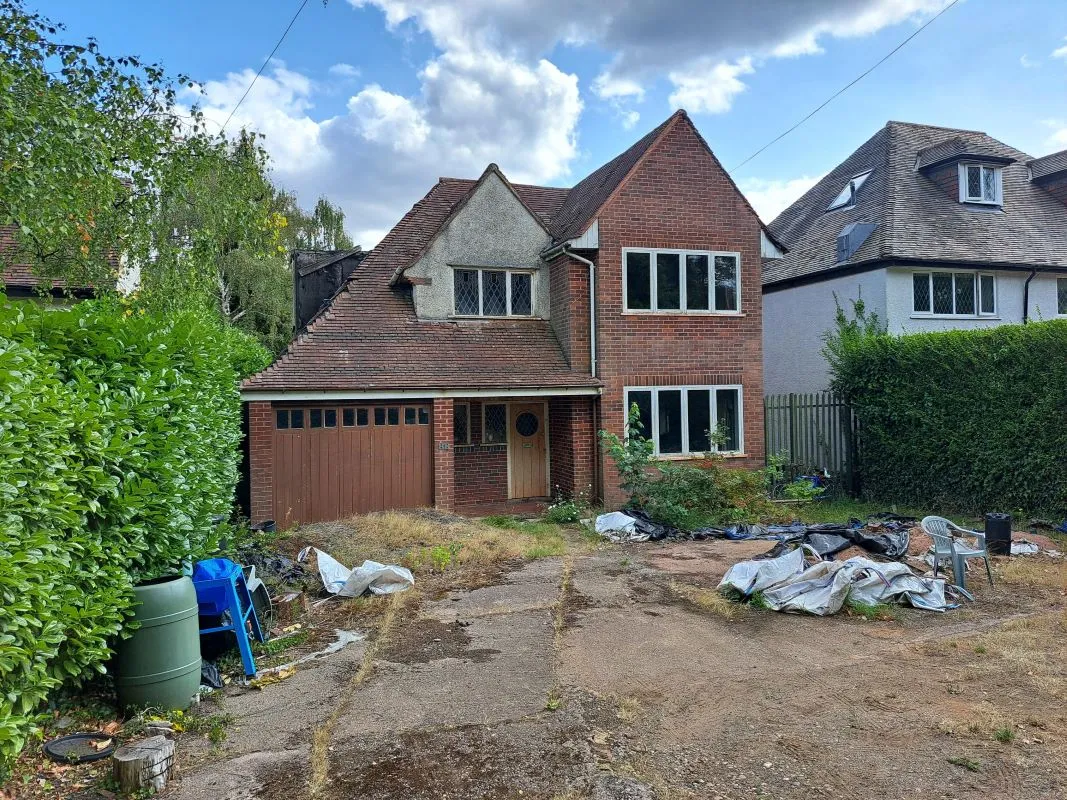 Freehold Vacant Detached House requiring Refurbishment/Redevelopment