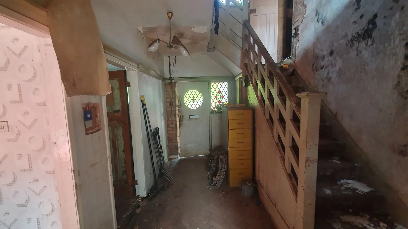 Freehold Vacant Detached House requiring Refurbishment/Redevelopment