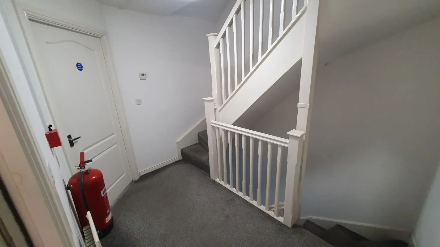 Freehold HMO Investment with 5 Bedrooms - Current Rent: £24,240 p.a.
