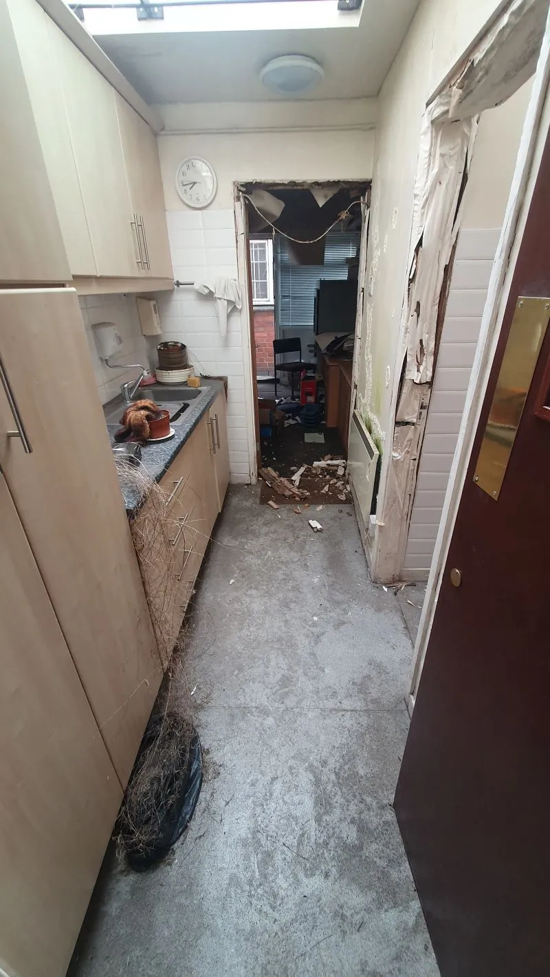 Freehold Vacant Double Fronted Commercial Premises
