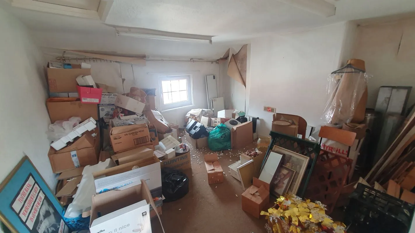 Freehold Vacant Double Fronted Commercial Premises