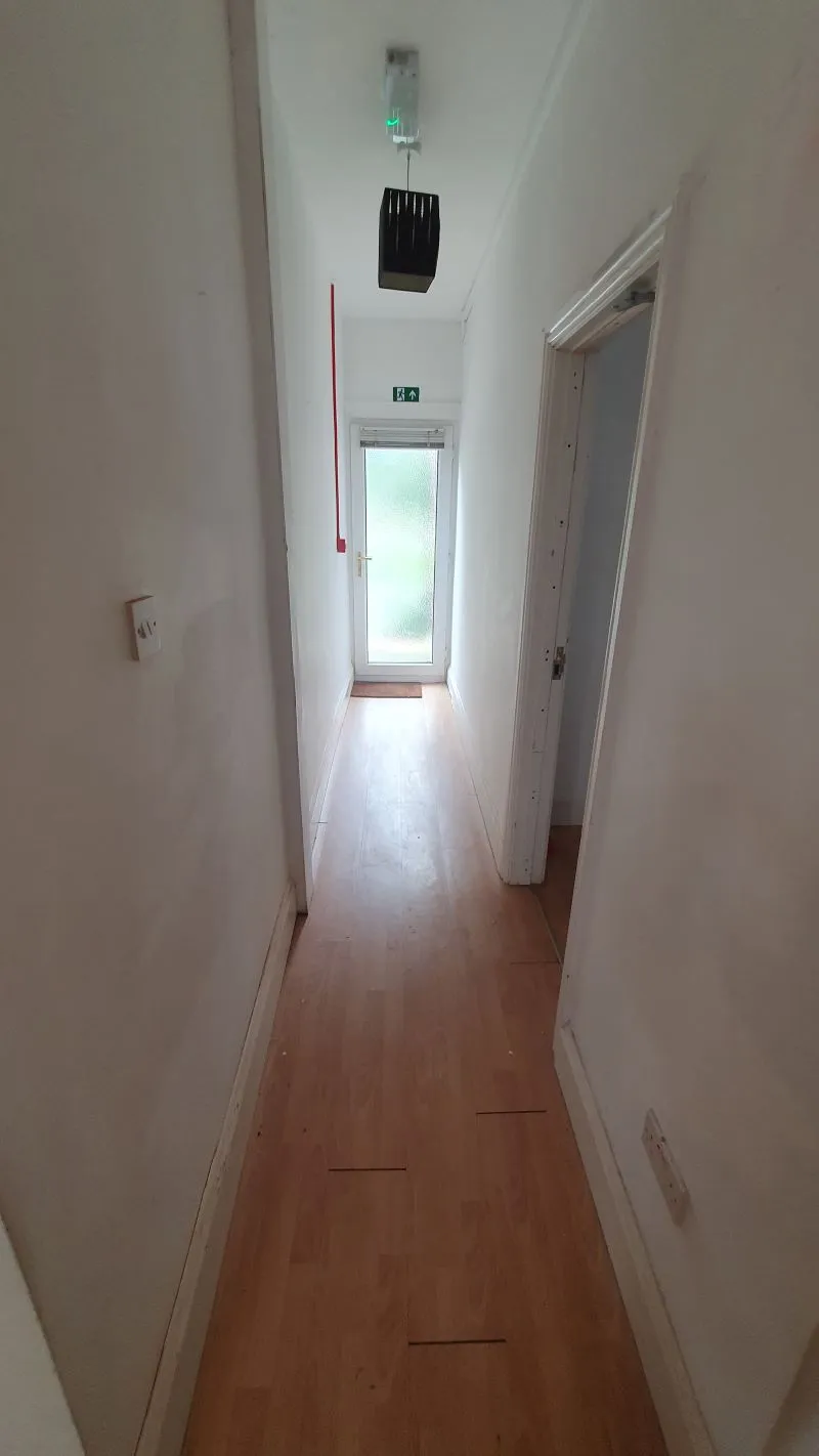 Freehold Investment – Substantial Semi-Detached House let as a 9 Bedroom HMO.