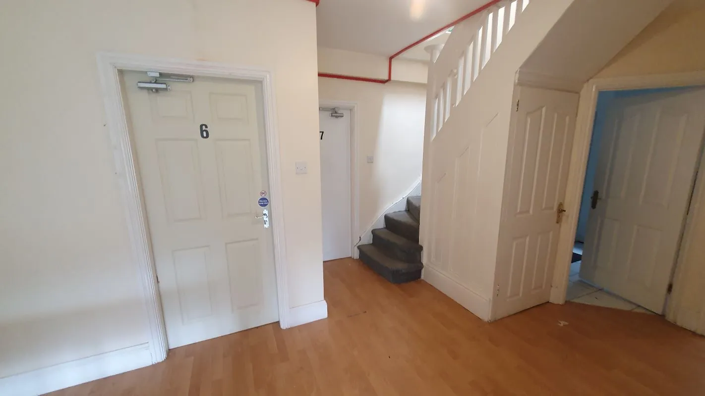 Freehold Investment – Substantial Semi-Detached House let as a 9 Bedroom HMO.