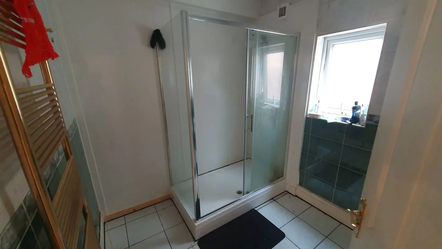 Freehold Investment – Substantial Semi-Detached House let as a 9 Bedroom HMO.
