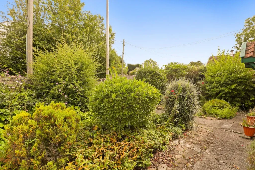 Main Road, Cleeve, BS49