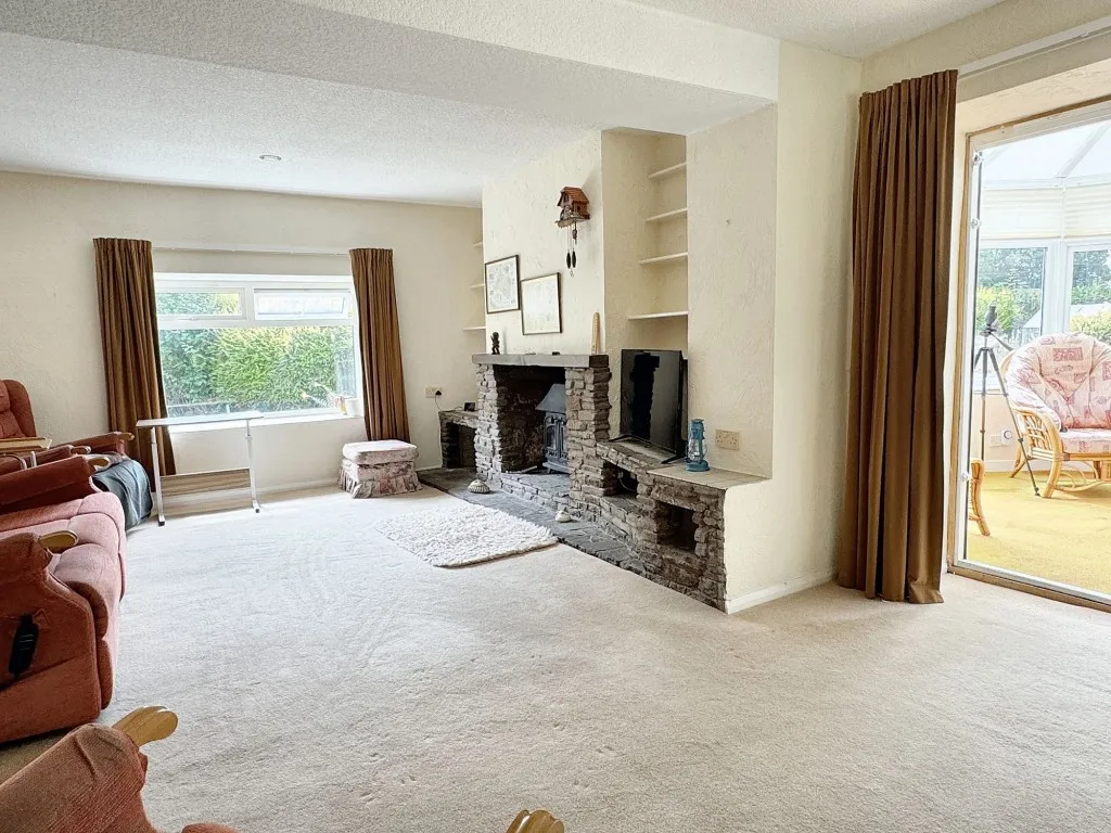 Chaingate Lane, Iron Acton, BS37