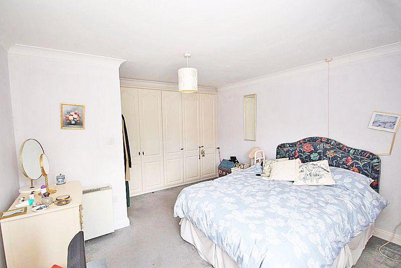 3 bed Retirement Property