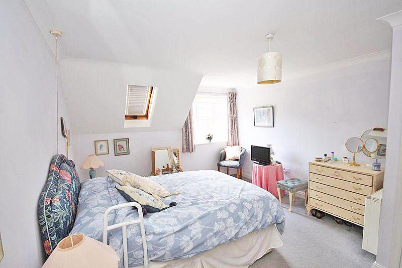 3 bed Retirement Property