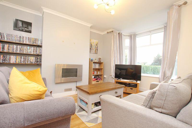 4 bed Semi-Detached