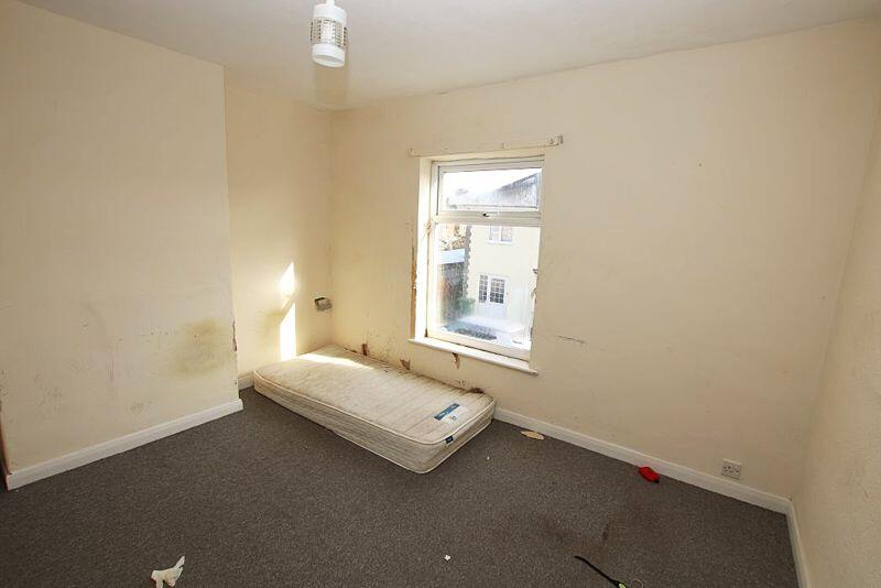 3 bed Terraced