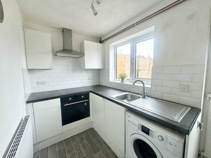 2 bed Semi-Detached