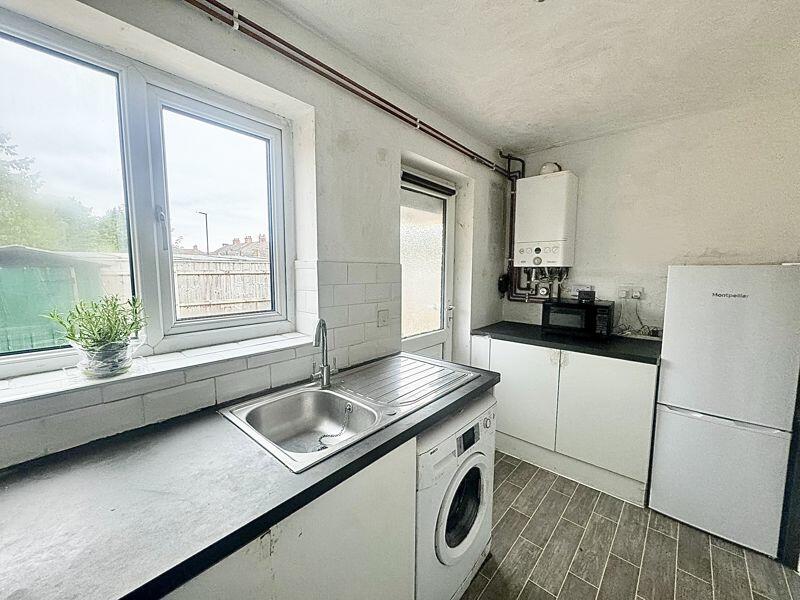 2 bed Semi-Detached