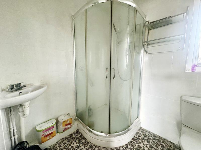 2 bed Semi-Detached