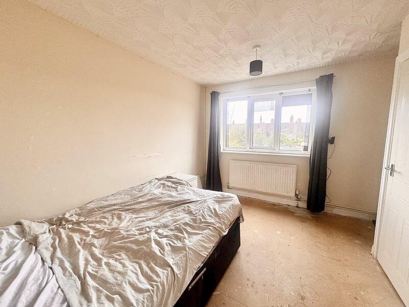2 bed Semi-Detached