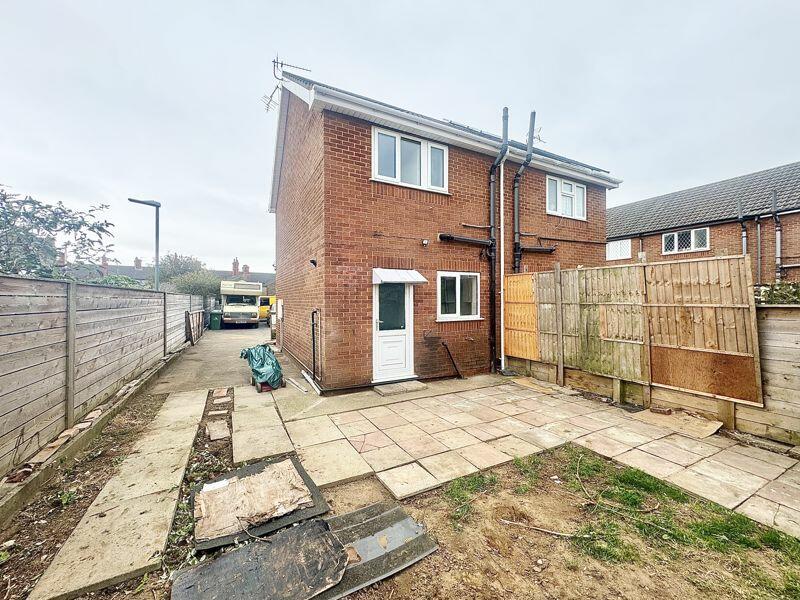2 bed Semi-Detached