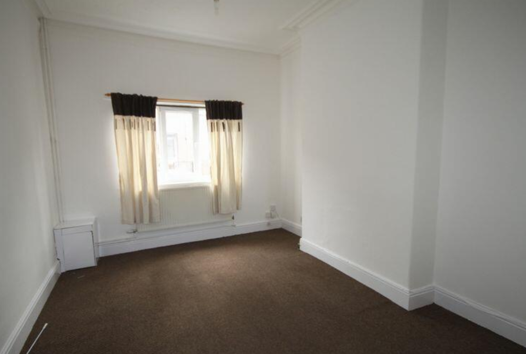 2 bed Terraced
