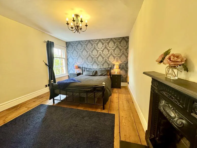 4 bed Character Property