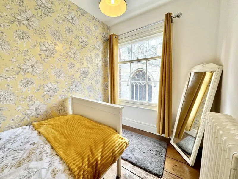 4 bed Character Property