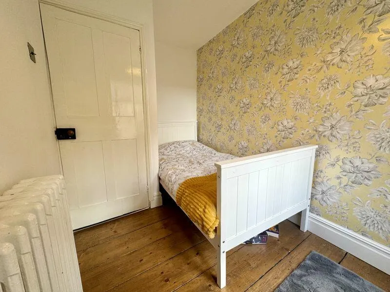 4 bed Character Property