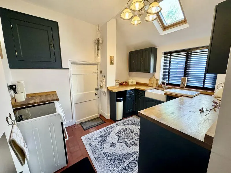 4 bed Character Property