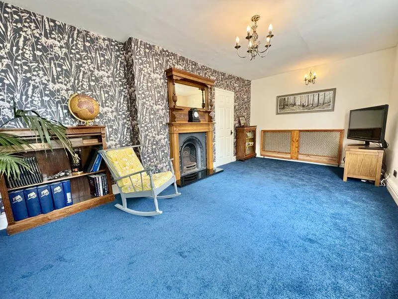 4 bed Character Property
