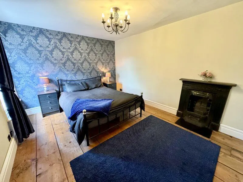 4 bed Character Property