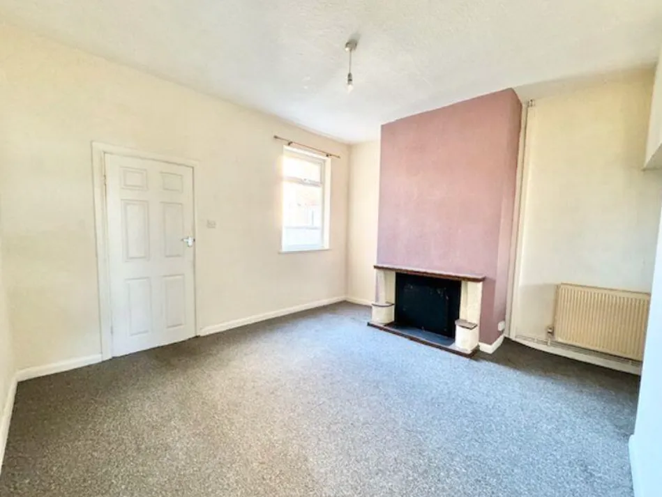 3 bed Terraced