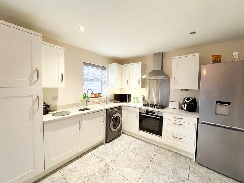 3 bed Semi-Detached