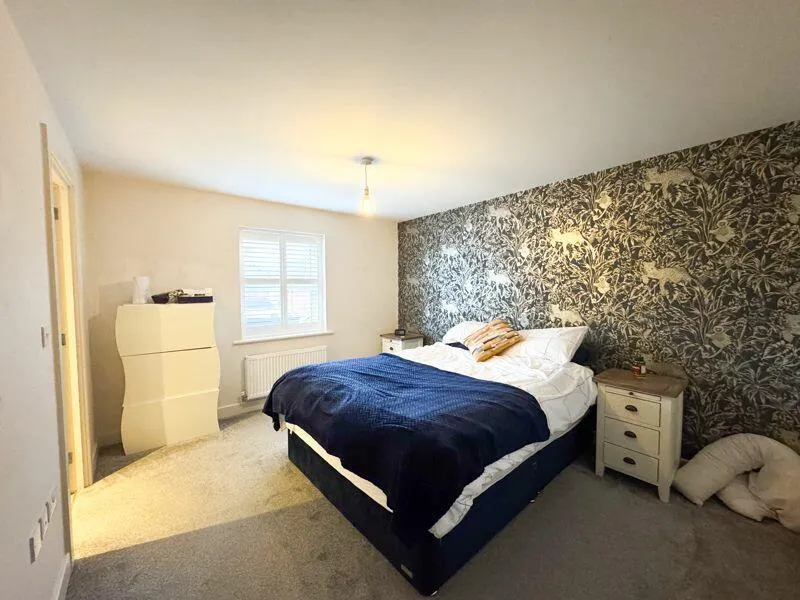 3 bed Semi-Detached