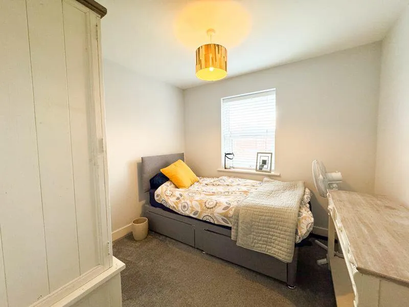 3 bed Semi-Detached