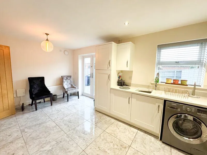 3 bed Semi-Detached
