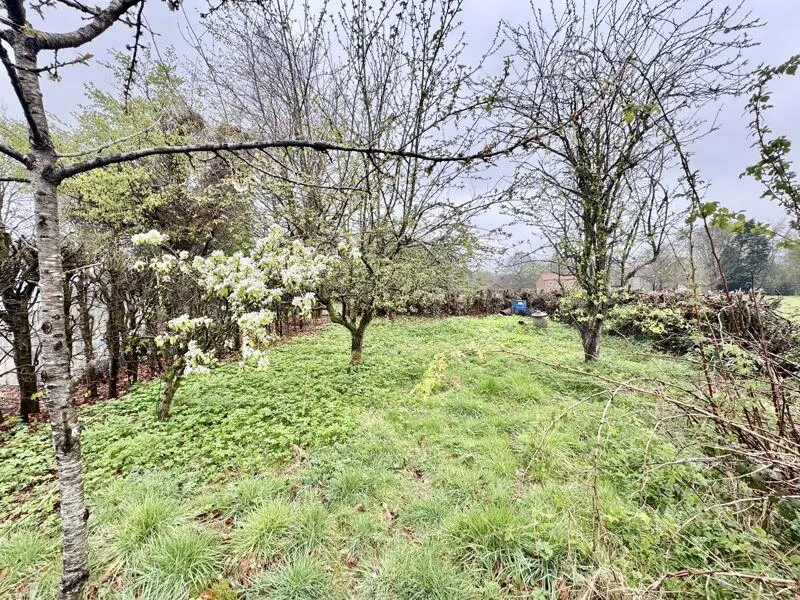 2 bed Character Property