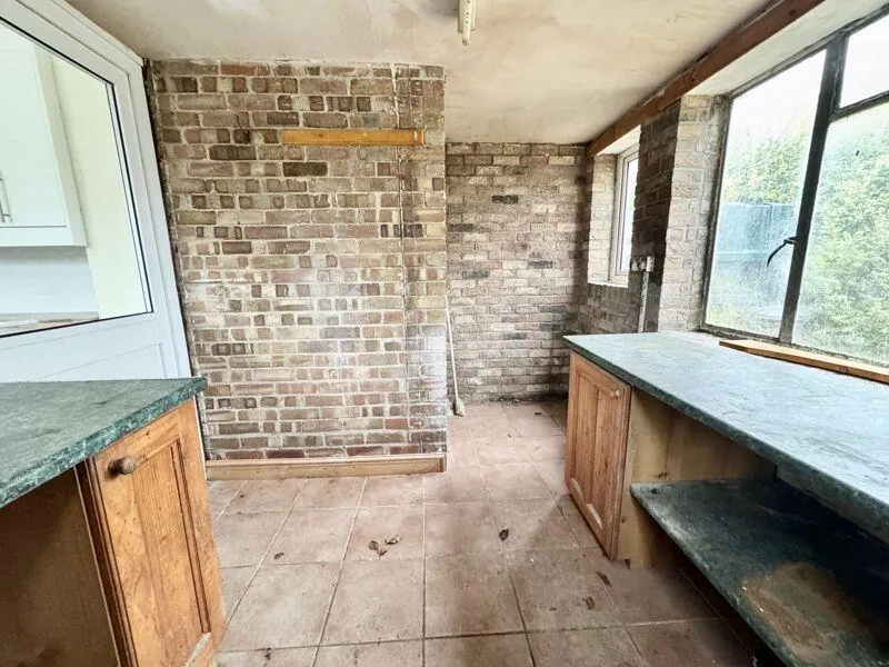 2 bed Character Property