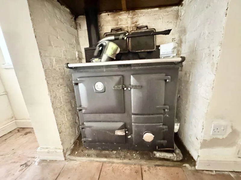 2 bed Character Property