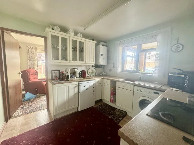 2 bed Detached Bungalow