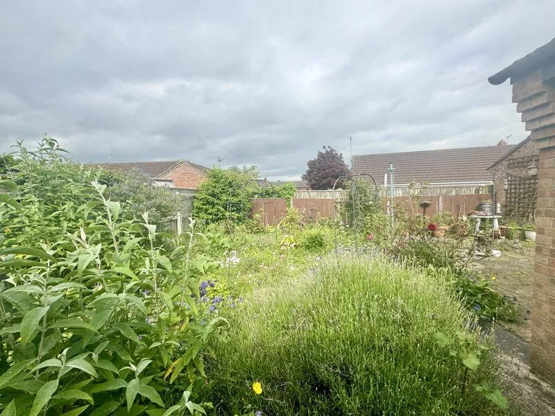 2 bed Detached Bungalow